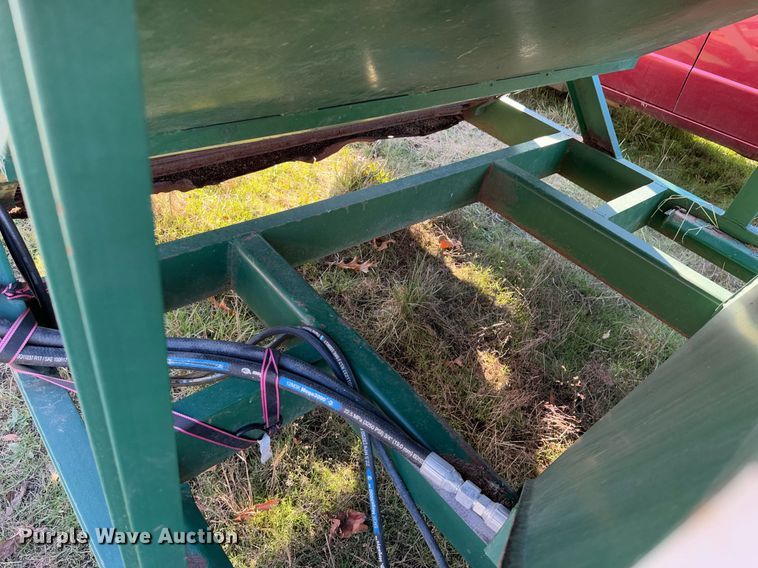 image for item DO0234 KMC 4260D poultry house cleanout machine