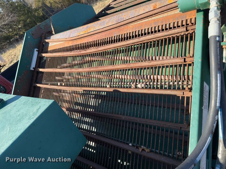 image for item DO0234 KMC 4260D poultry house cleanout machine