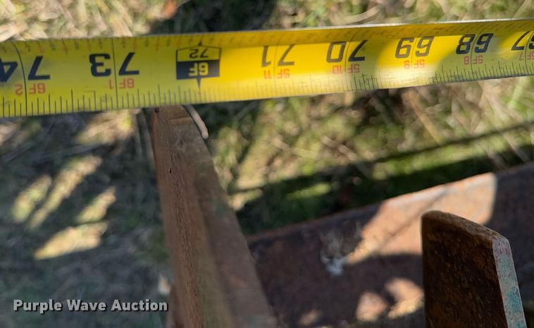 image for item DO0234 KMC 4260D poultry house cleanout machine