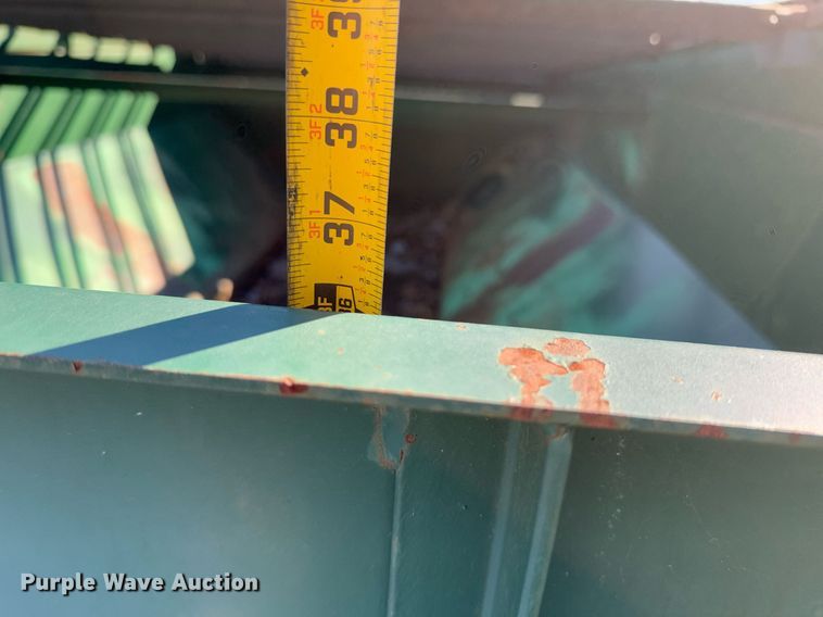 image for item DO0234 KMC 4260D poultry house cleanout machine