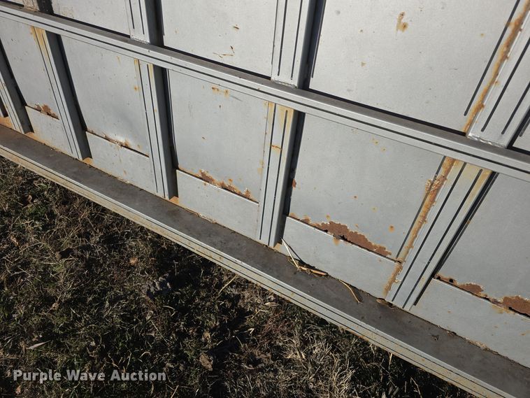 image for item DO7718 1991 Titan livestock trailer