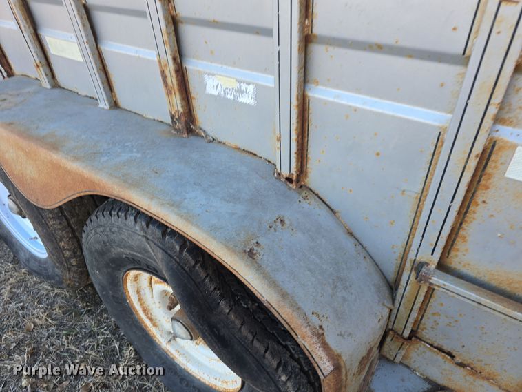 image for item DO7718 1991 Titan livestock trailer