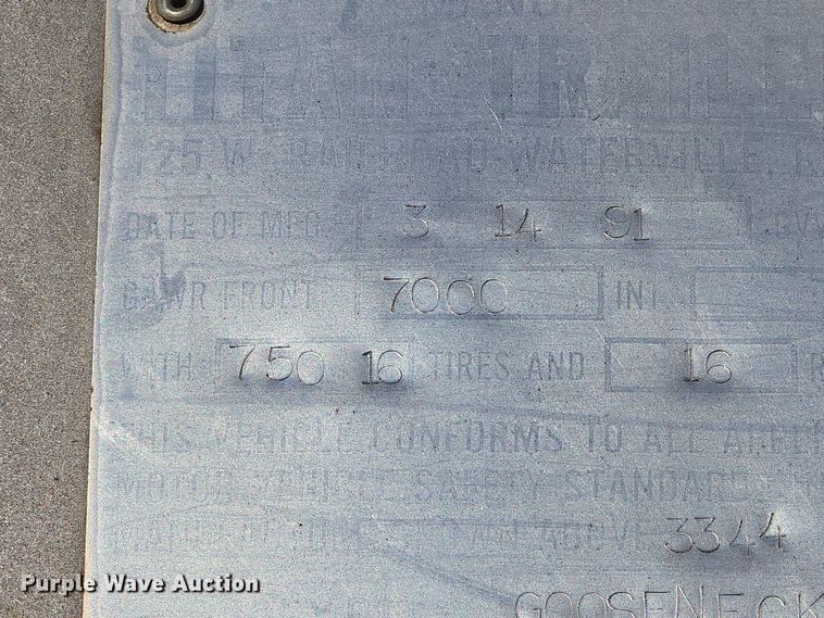 image for item DO7718 1991 Titan livestock trailer