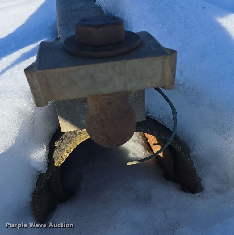 image for item DO7726 Irrigation pivots and pipes