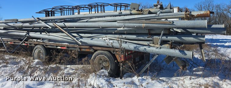 image for item DO7726 Irrigation pivots and pipes