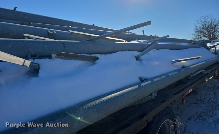 image for item DO7726 Irrigation pivots and pipes