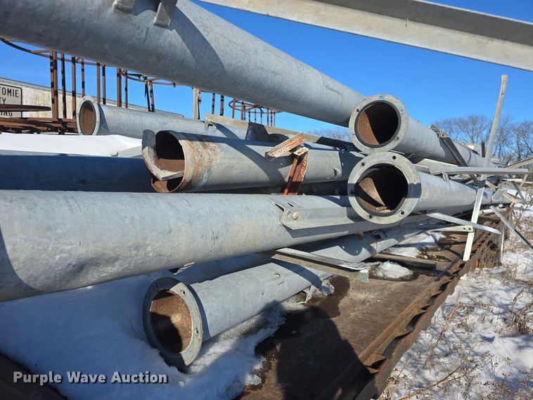 image for item DO7726 Irrigation pivots and pipes