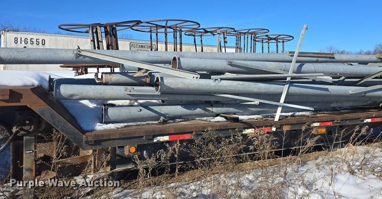 image for item DO7726 Irrigation pivots and pipes