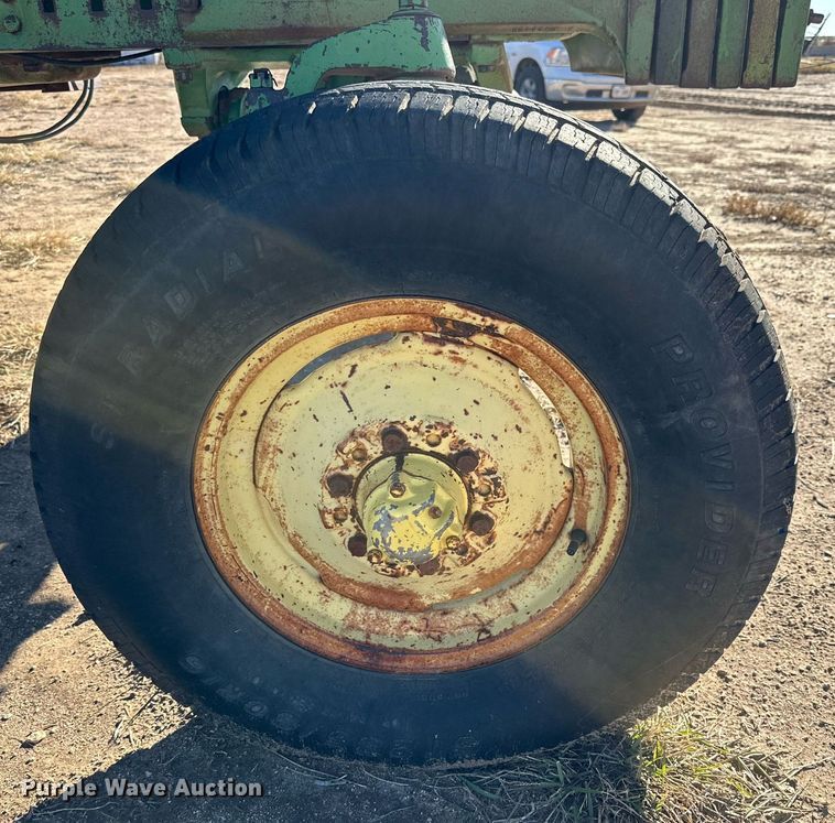 image for item DP5969 John Deere 4020 tractor