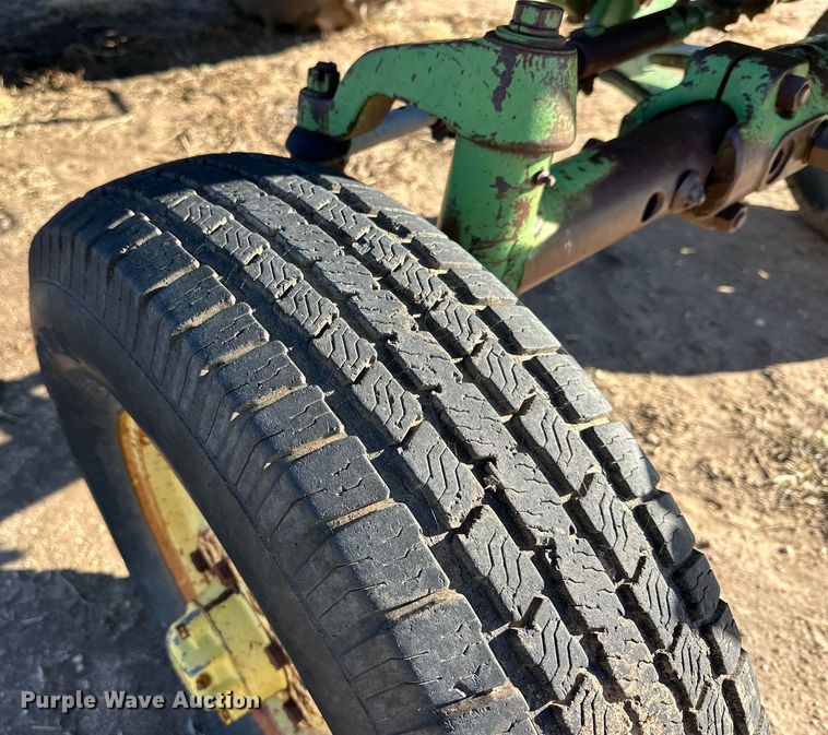 image for item DP5969 John Deere 4020 tractor