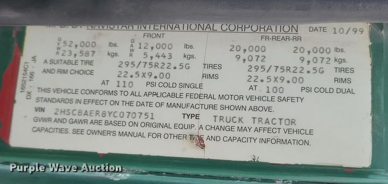 image for item DQ3868 2000 International 9100i fertilizer delivery truck