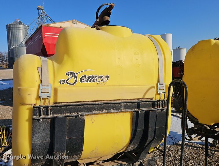 image for item DT7591 (3) Demco saddle tanks