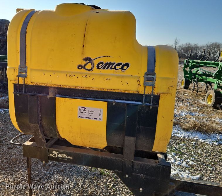 image for item DT7591 (3) Demco saddle tanks