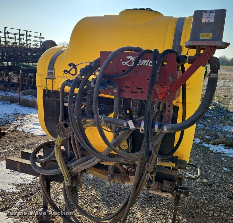 image for item DT7591 (3) Demco saddle tanks