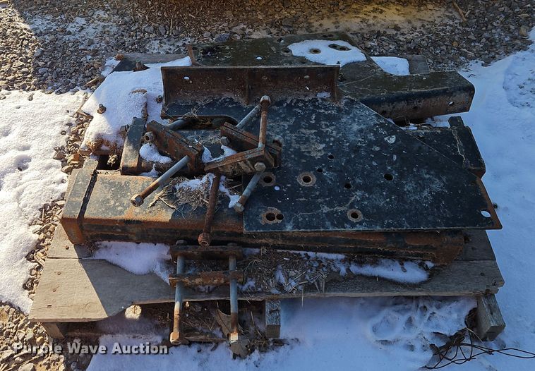 image for item DT7591 (3) Demco saddle tanks