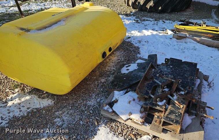 image for item DT7591 (3) Demco saddle tanks