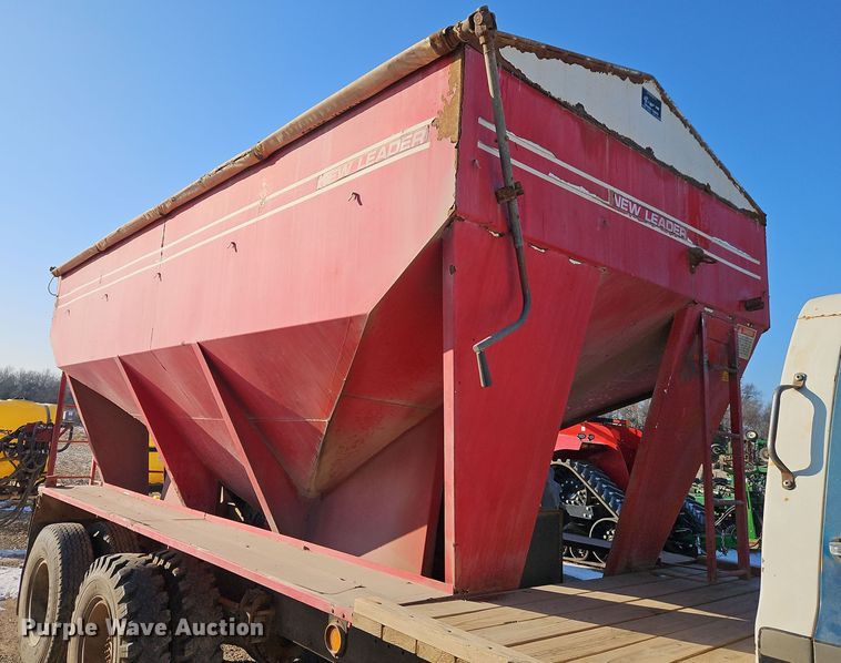 image for item DT7592 1974 Chevrolet C65 fertilizer delivery truck