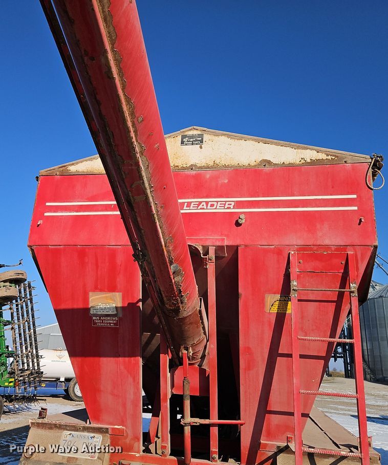 image for item DT7592 1974 Chevrolet C65 fertilizer delivery truck