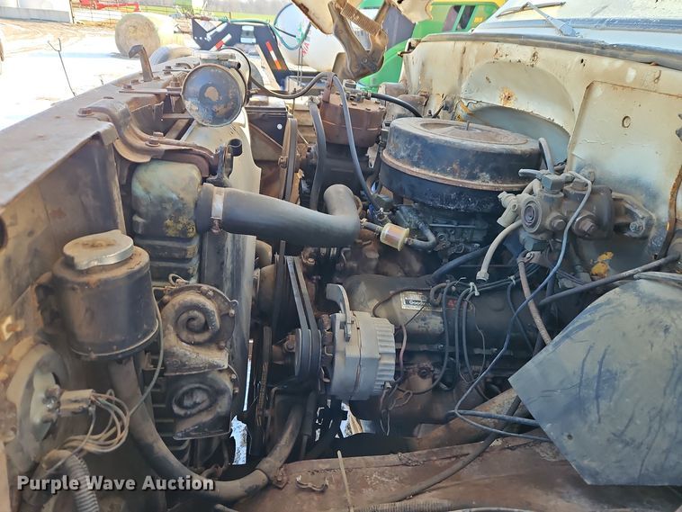 image for item DT7592 1974 Chevrolet C65 fertilizer delivery truck