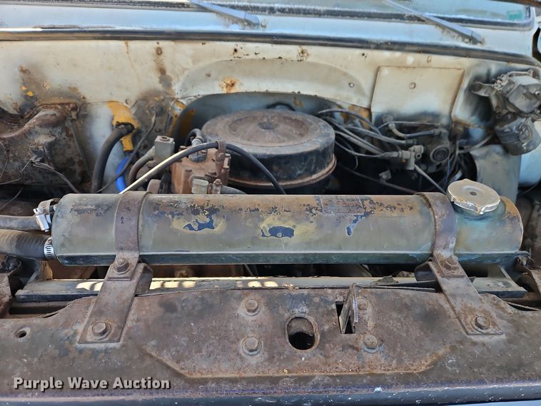 image for item DT7592 1974 Chevrolet C65 fertilizer delivery truck