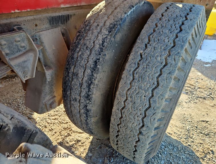 image for item DT7592 1974 Chevrolet C65 fertilizer delivery truck