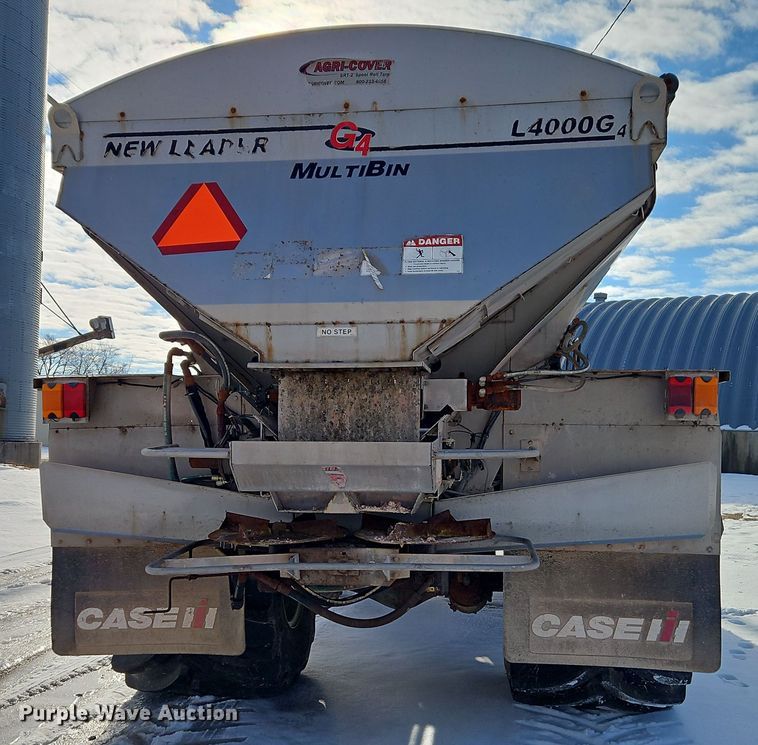 image for item DT7596 2011 Case 4020 spreader