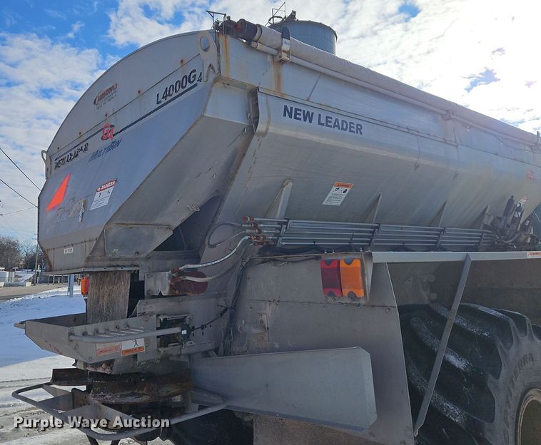 image for item DT7596 2011 Case 4020 spreader