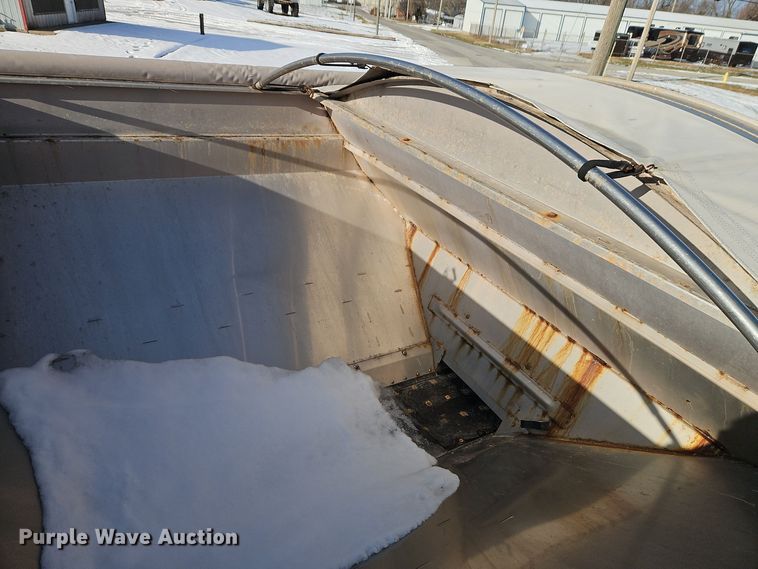 image for item DT7596 2011 Case 4020 spreader