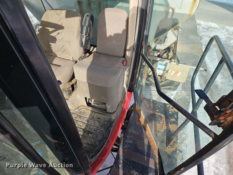 image for item DT7596 2011 Case 4020 spreader