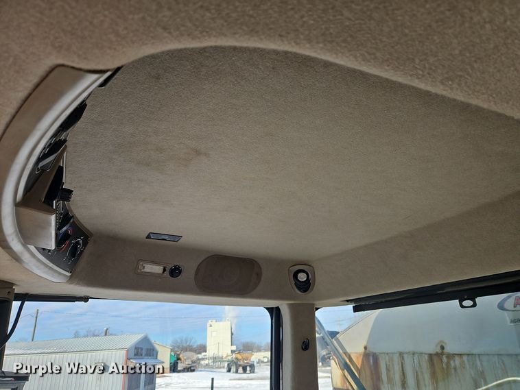 image for item DT7596 2011 Case 4020 spreader