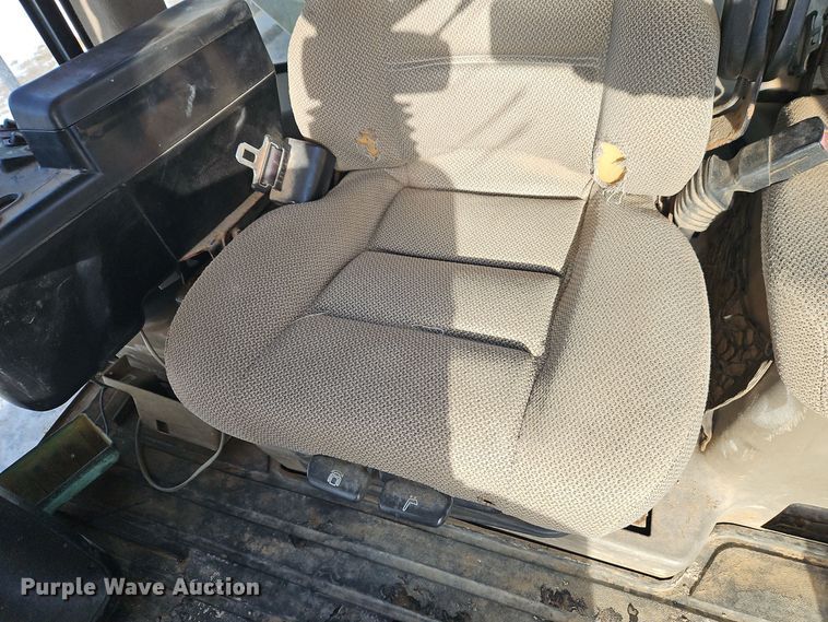 image for item DT7596 2011 Case 4020 spreader