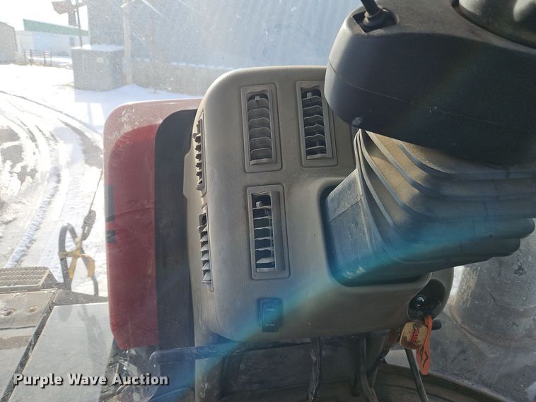 image for item DT7596 2011 Case 4020 spreader