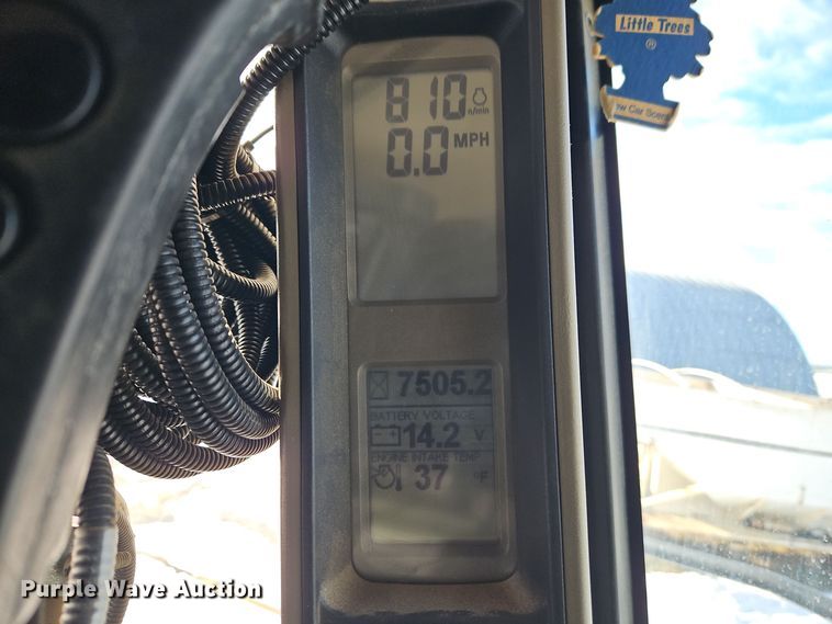 image for item DT7596 2011 Case 4020 spreader