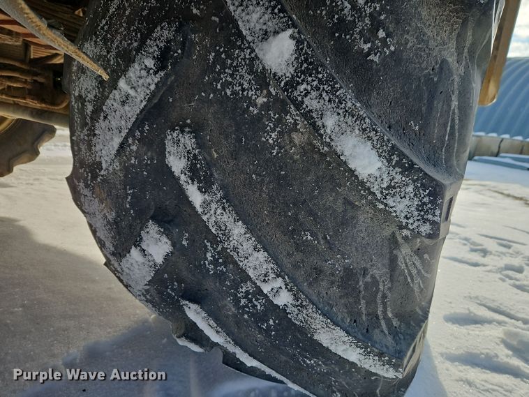 image for item DT7596 2011 Case 4020 spreader