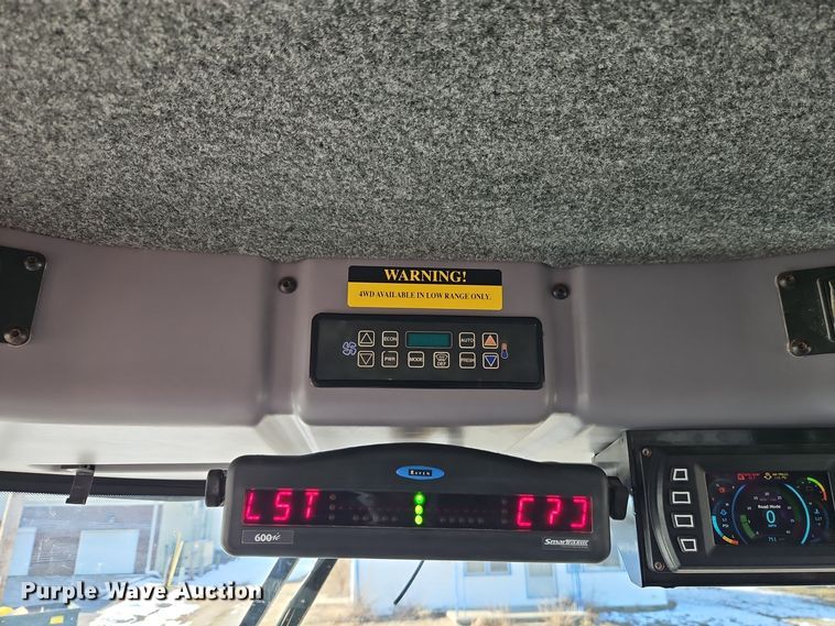 image for item DT7599 2016 RBR Vector 300 spreader