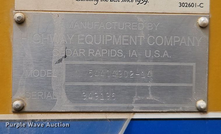 image for item DT7600 2003 Terra Gator 8103 spreader