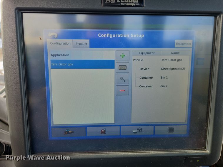 image for item DT7600 2003 Terra Gator 8103 spreader