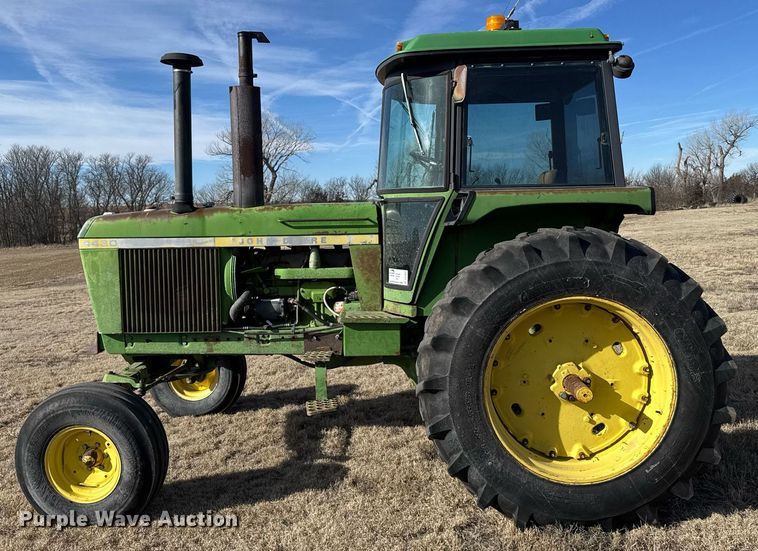 image for item DV2852 1974 John Deere 4430 tractor