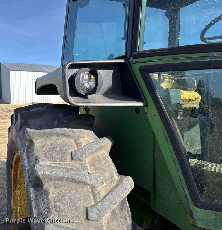 image for item DV2852 1974 John Deere 4430 tractor