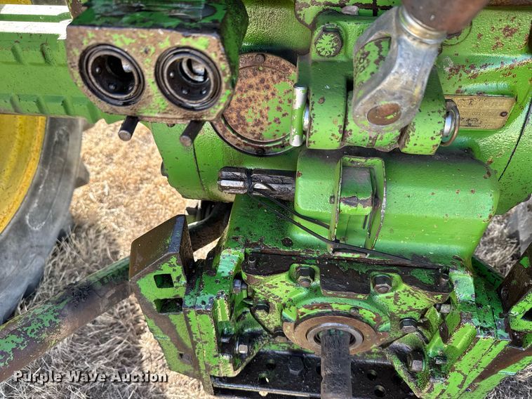 image for item DV2852 1974 John Deere 4430 tractor