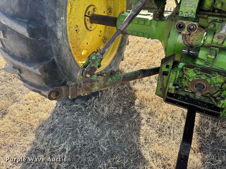 image for item DV2852 1974 John Deere 4430 tractor