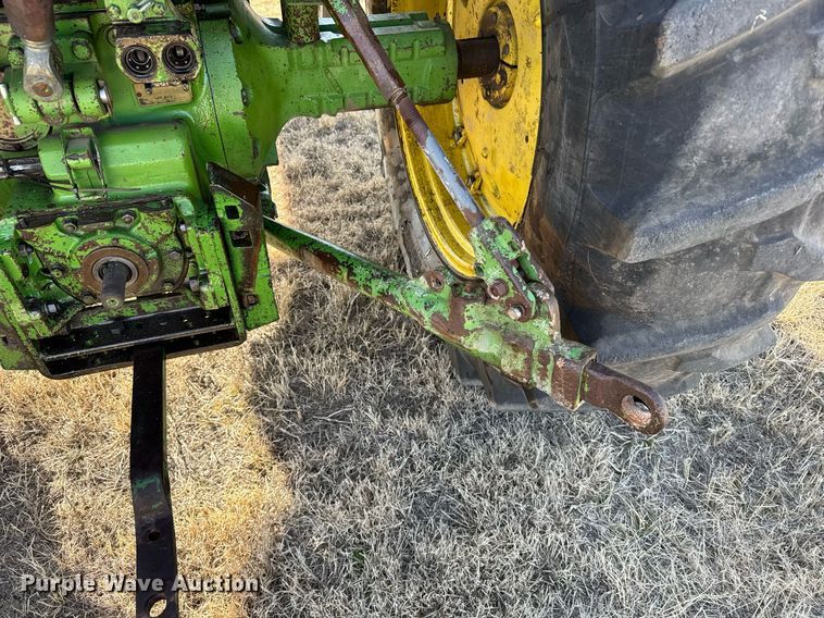 image for item DV2852 1974 John Deere 4430 tractor