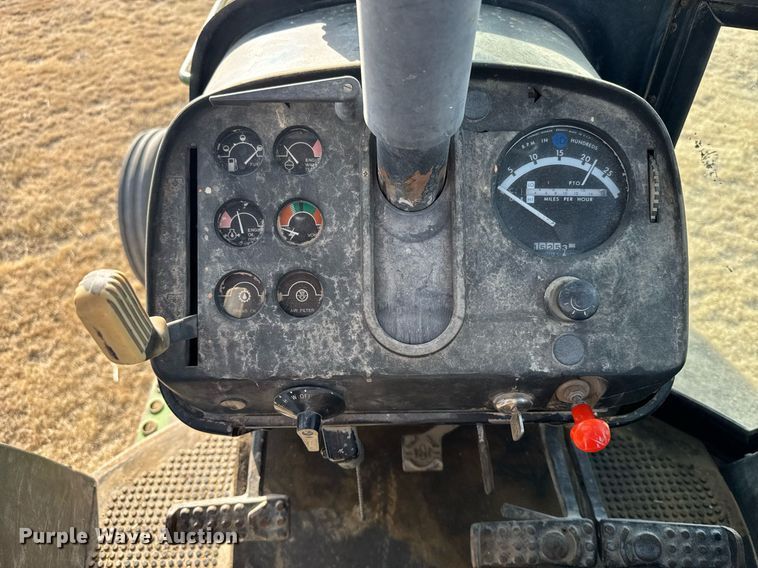 image for item DV2852 1974 John Deere 4430 tractor