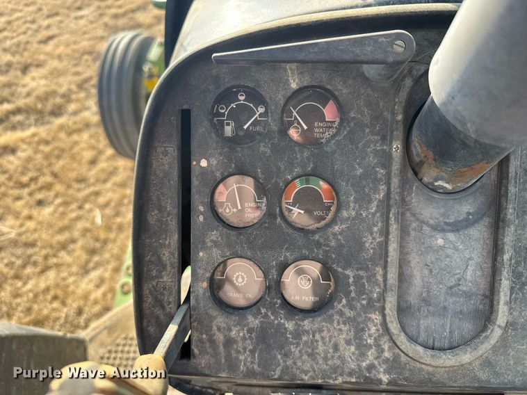 image for item DV2852 1974 John Deere 4430 tractor