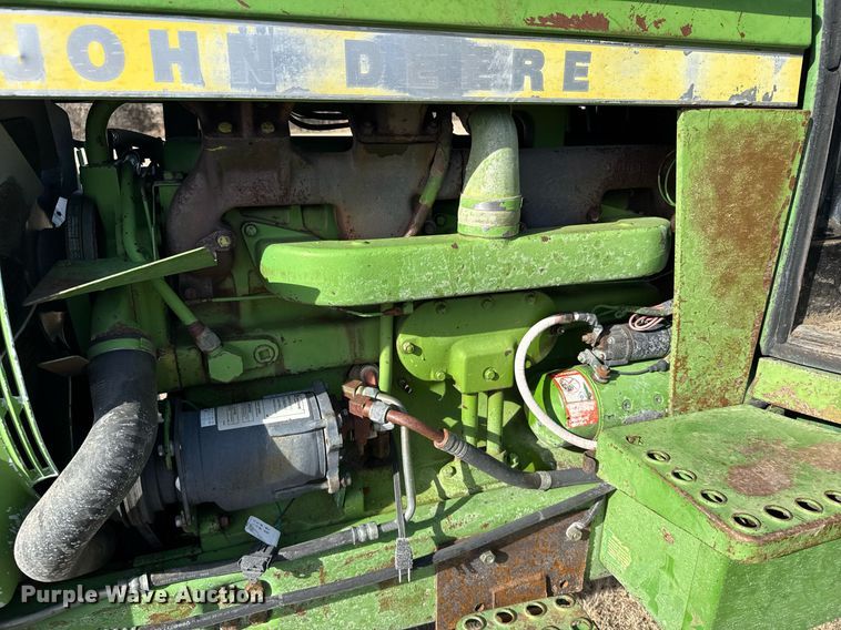 image for item DV2852 1974 John Deere 4430 tractor