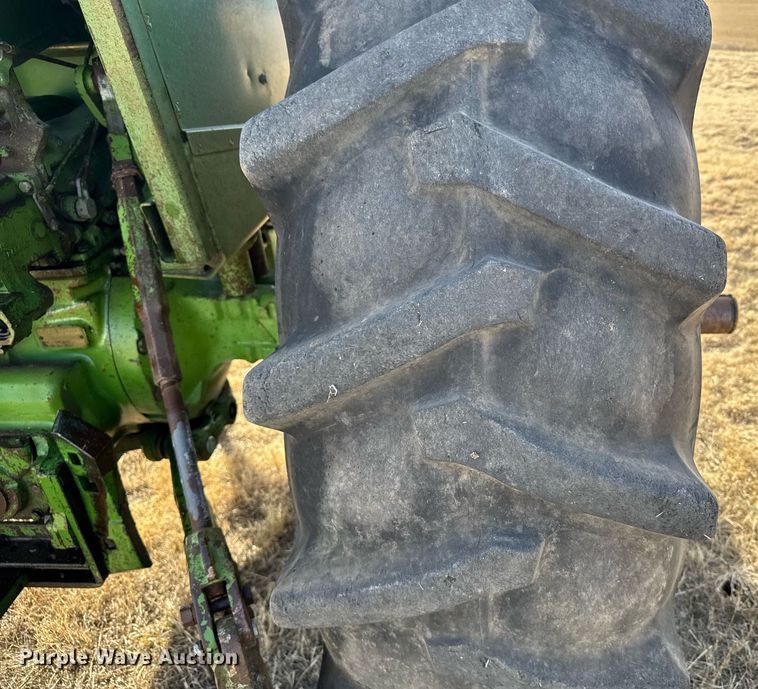 image for item DV2852 1974 John Deere 4430 tractor