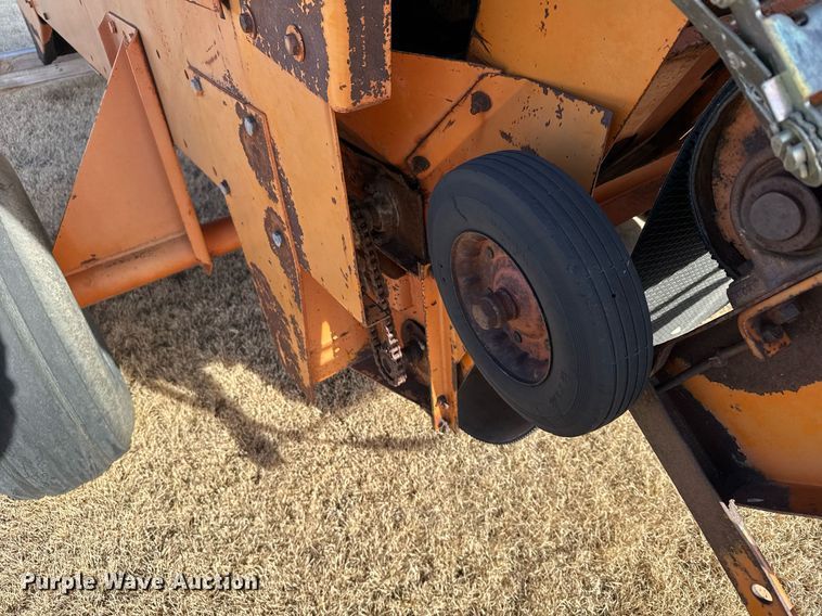 image for item DV2855 Bear Cat 4200 tub grinder