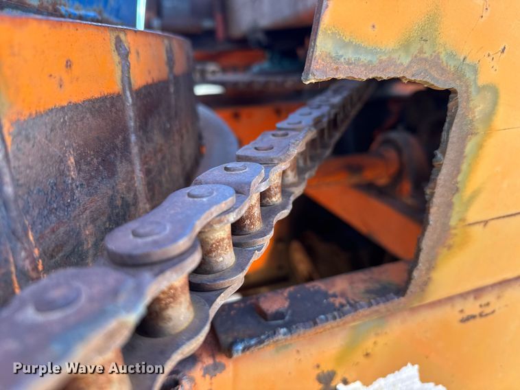 image for item DV2855 Bear Cat 4200 tub grinder