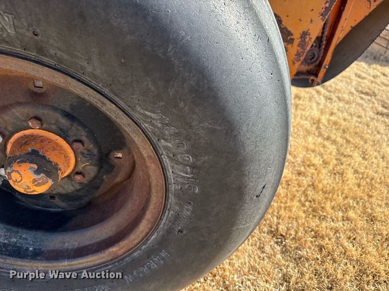 image for item DV2855 Bear Cat 4200 tub grinder