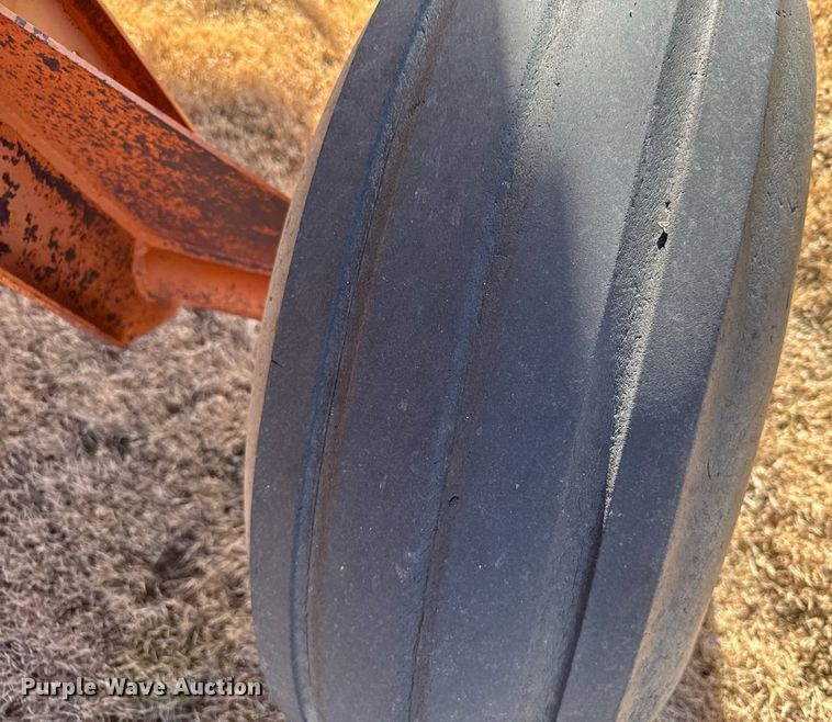 image for item DV2855 Bear Cat 4200 tub grinder